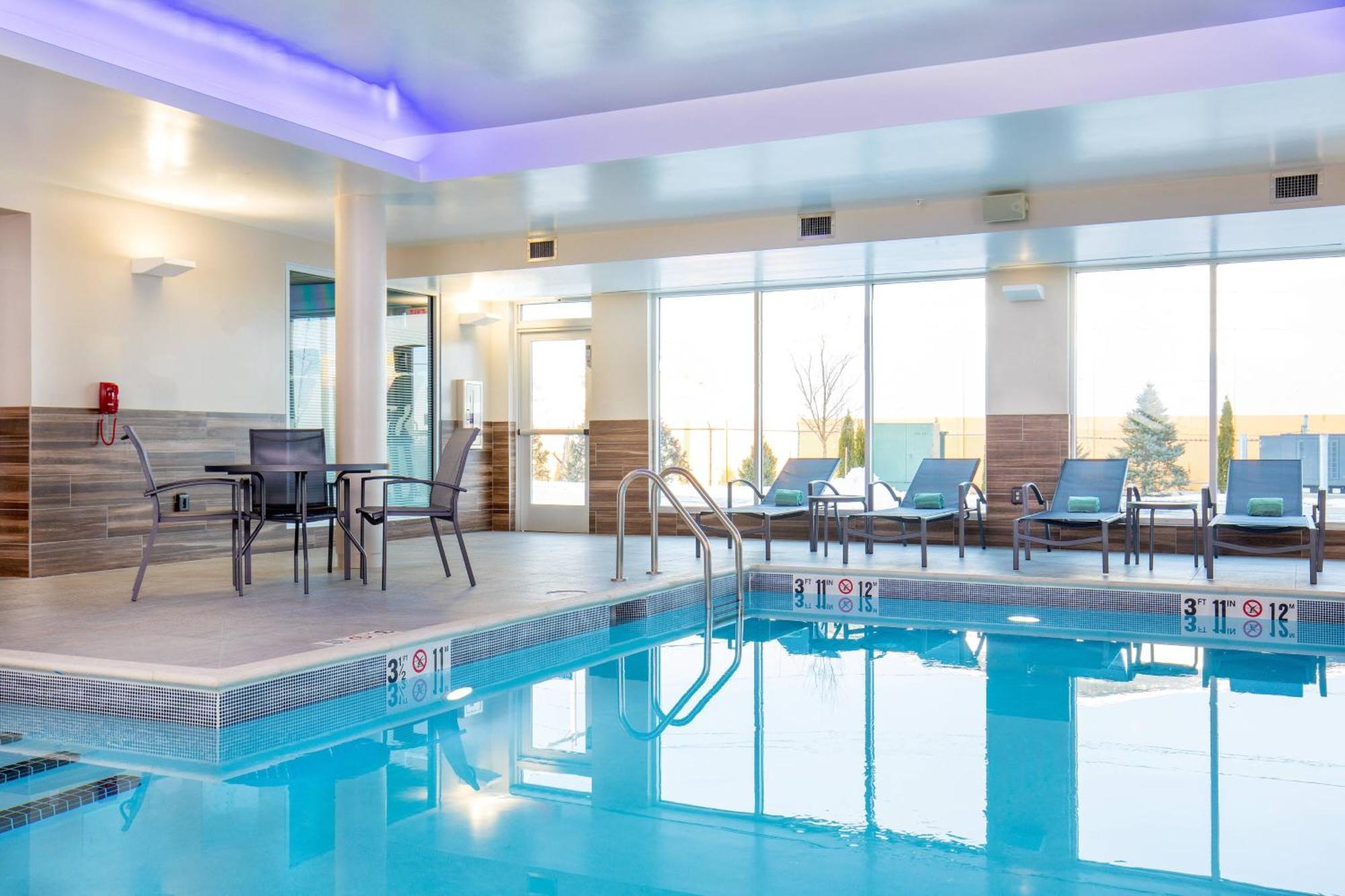 Fairfield Inn & Suites By Marriott Boston Walpole Exterior foto